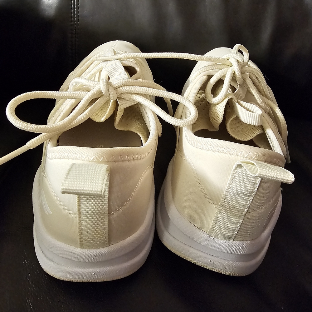 Fabletics Brookside Performancesneaker Size 8 Cre… - image 6